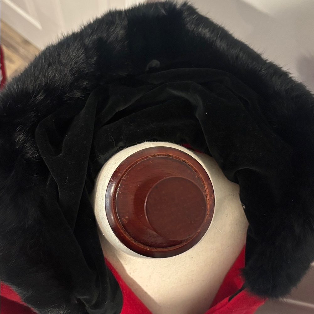 Donnybrook red and black 100% wool coat with genuine fur trim hood size 12 - Picture 14 of 16